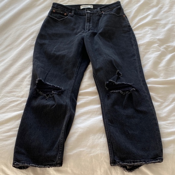 Abercrombie & Fitch Curve Love Black Ankle Straight High Rise Jeans - Size 4S - Picture 3 of 5